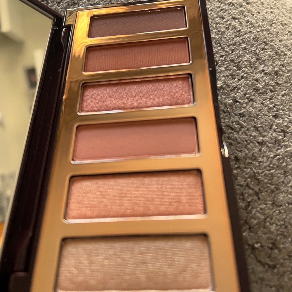 NWT Charoltte Tilbury Palette